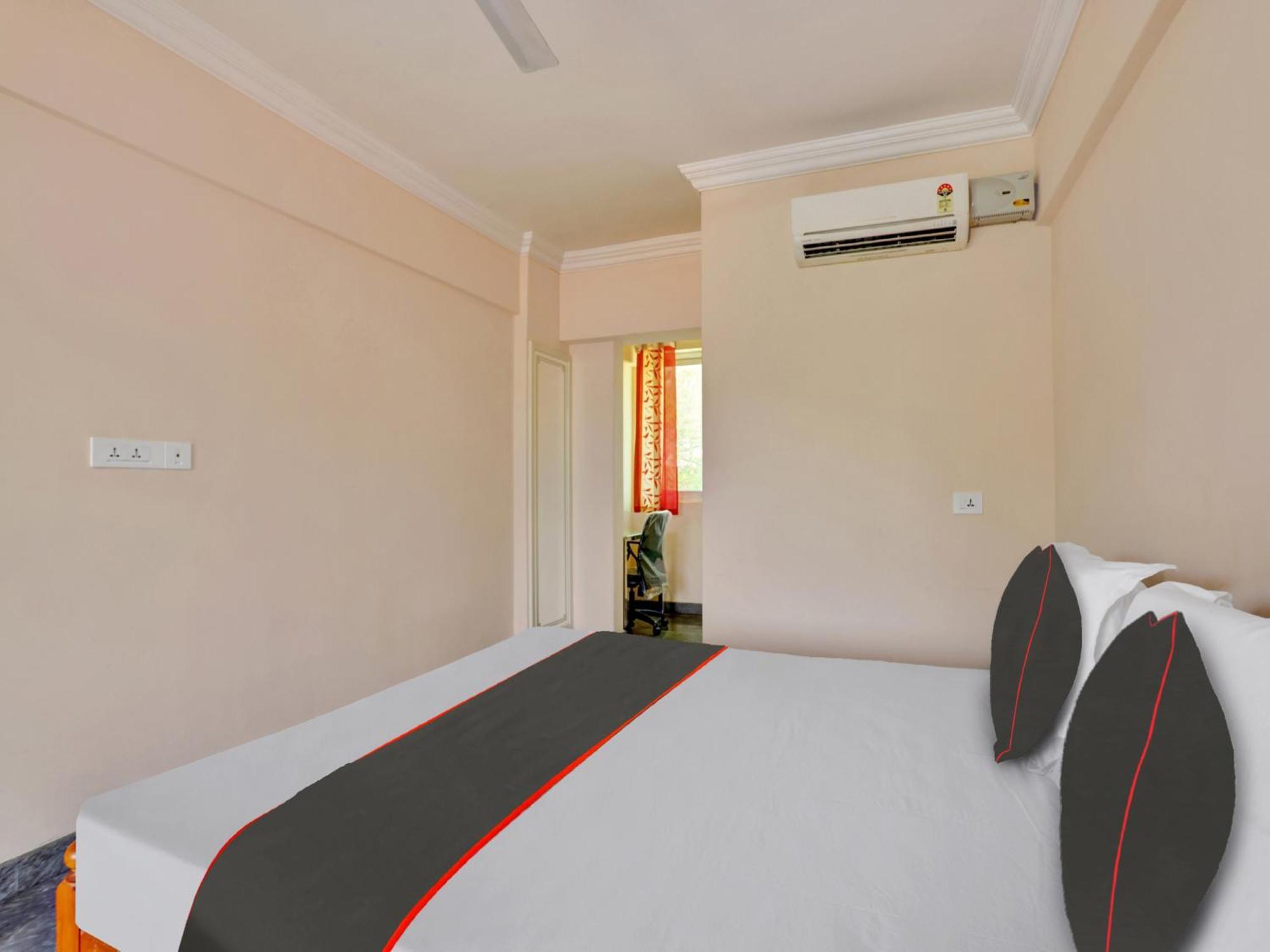 Family Castle Hotel Thiruvananthapuram Exterior foto